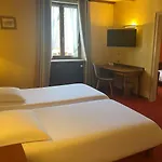 Hotel A La Vignette - Colmar-nord